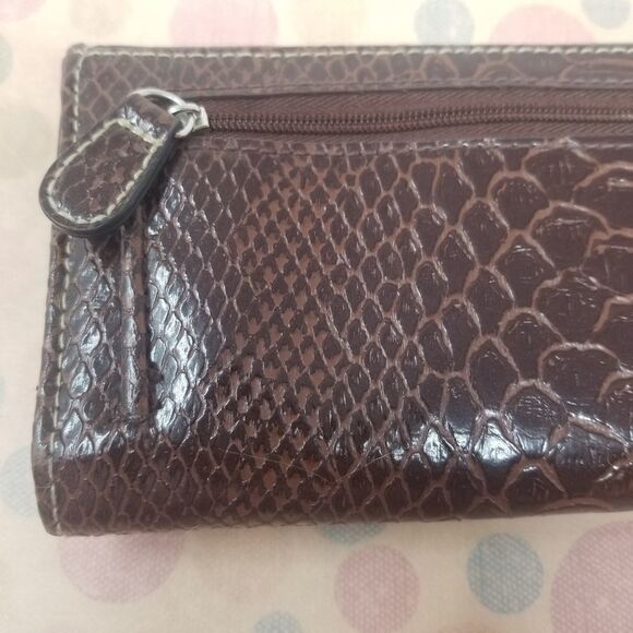 Faux Leather Wallet. BROWN. - Picture 11 of 13